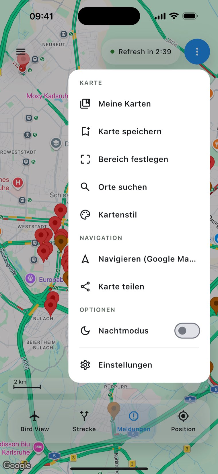 Das Kartenmenü mit den Einträgen Meine Karten, Karte speichern, Bereich festlegen, Orte suchen, Kartenstil, Navigieren, Karte teilen, Nachtmodus und Einstellungen.